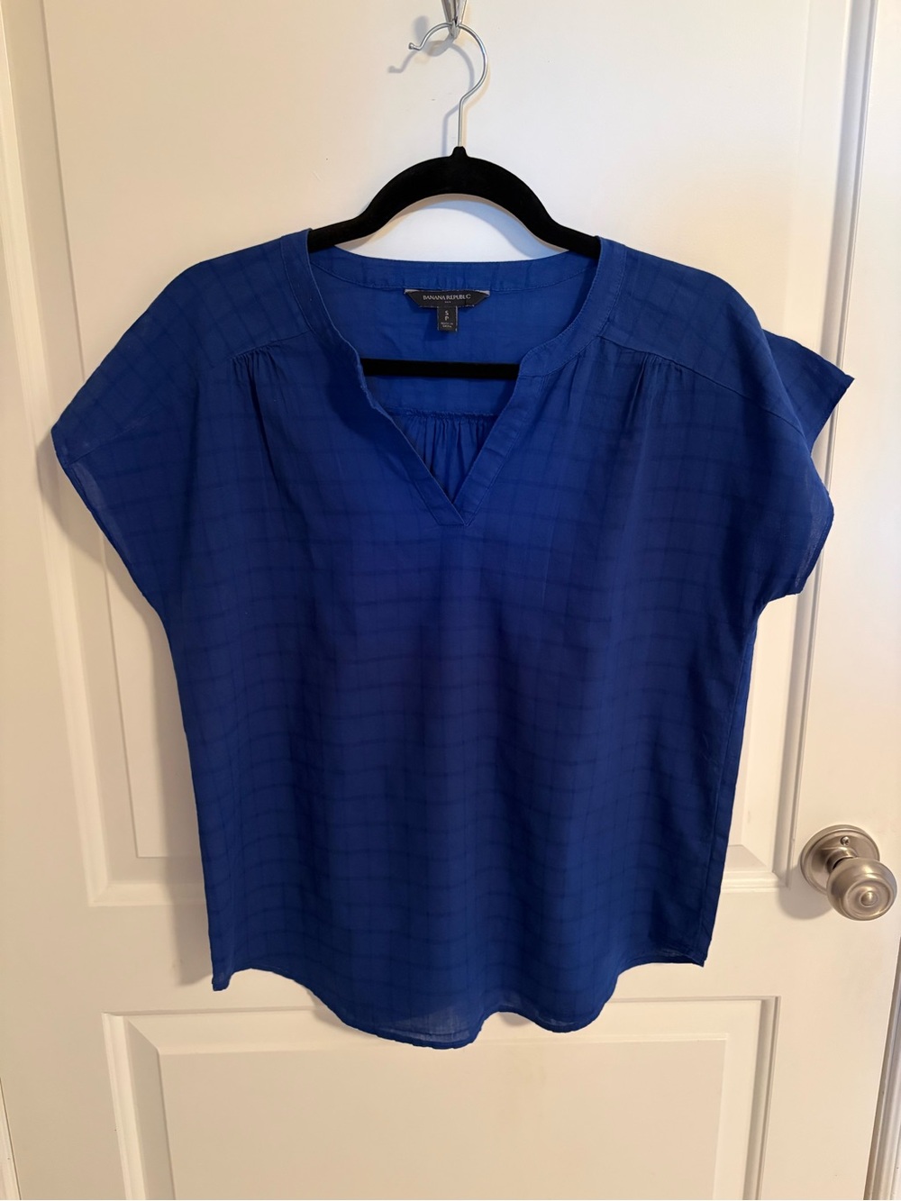 Banana Republic Women's V-Neck Short Sleeve Tunic in Royal Blue